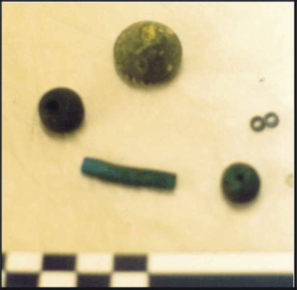 Image for: Several loose beads